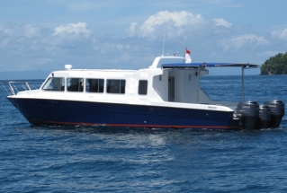 a-KANDUI speedboat